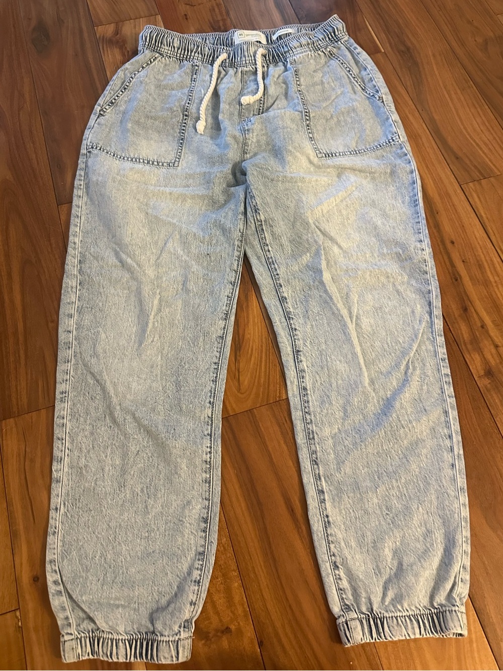 Light Wash Women's Denim Joggers with Elastic Waist